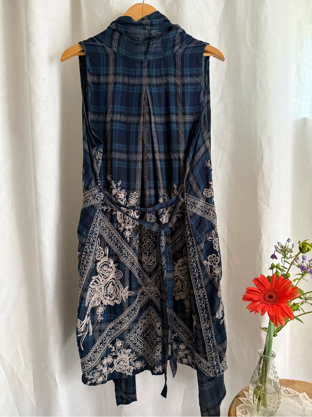 Johnny Was 3J Workshop Plaid Embroidered Cardigan Duster Vest M Tencel Boho